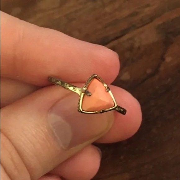 Kendra Scott Anna Triangle - Picture 4 of 5